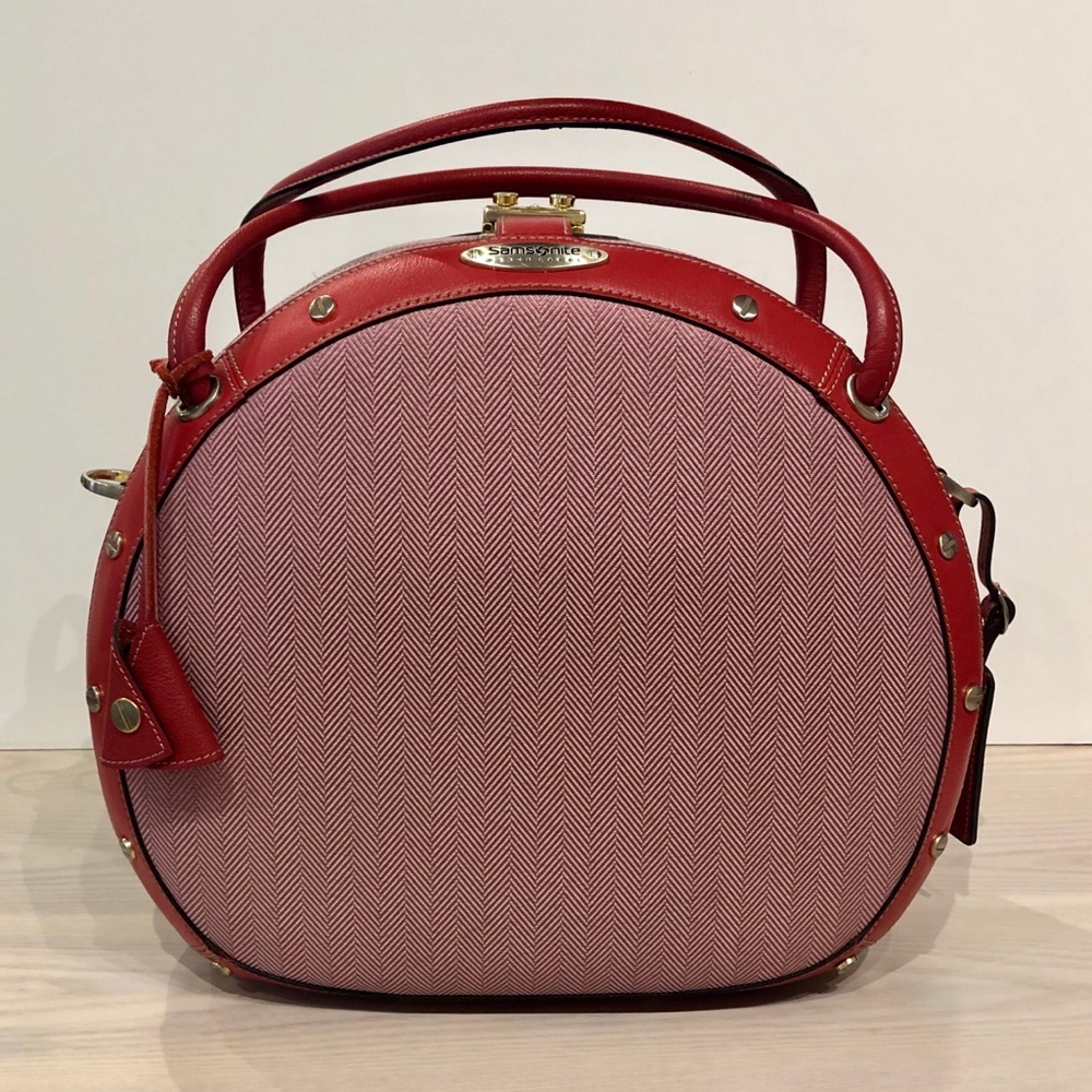 Samsonite Round Small Luggage